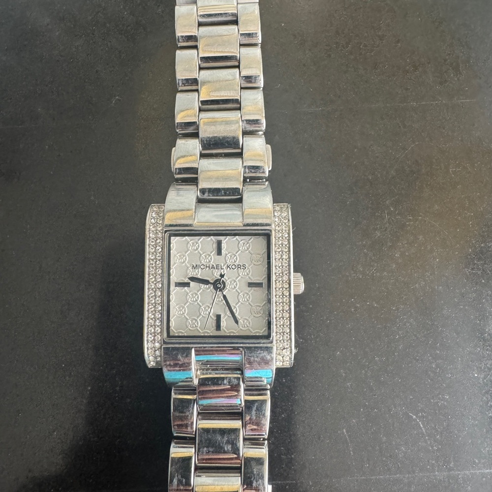 Michael Kors Silver-tone Crystal Accent Square Dial Bracelet Watch - Picture 2 of 7